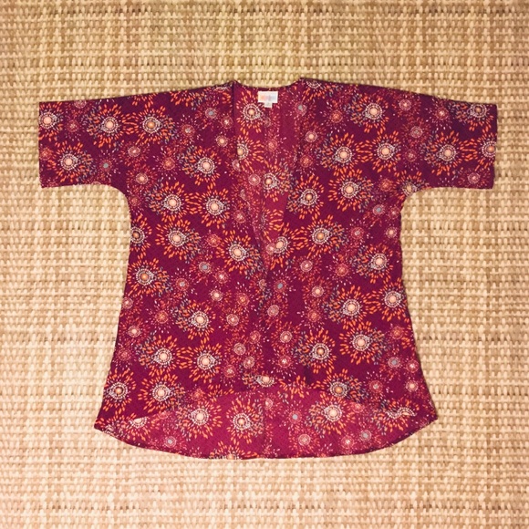 🚫 🖤 2/$20 LULAROE Bianka kimono - Picture 4 of 5